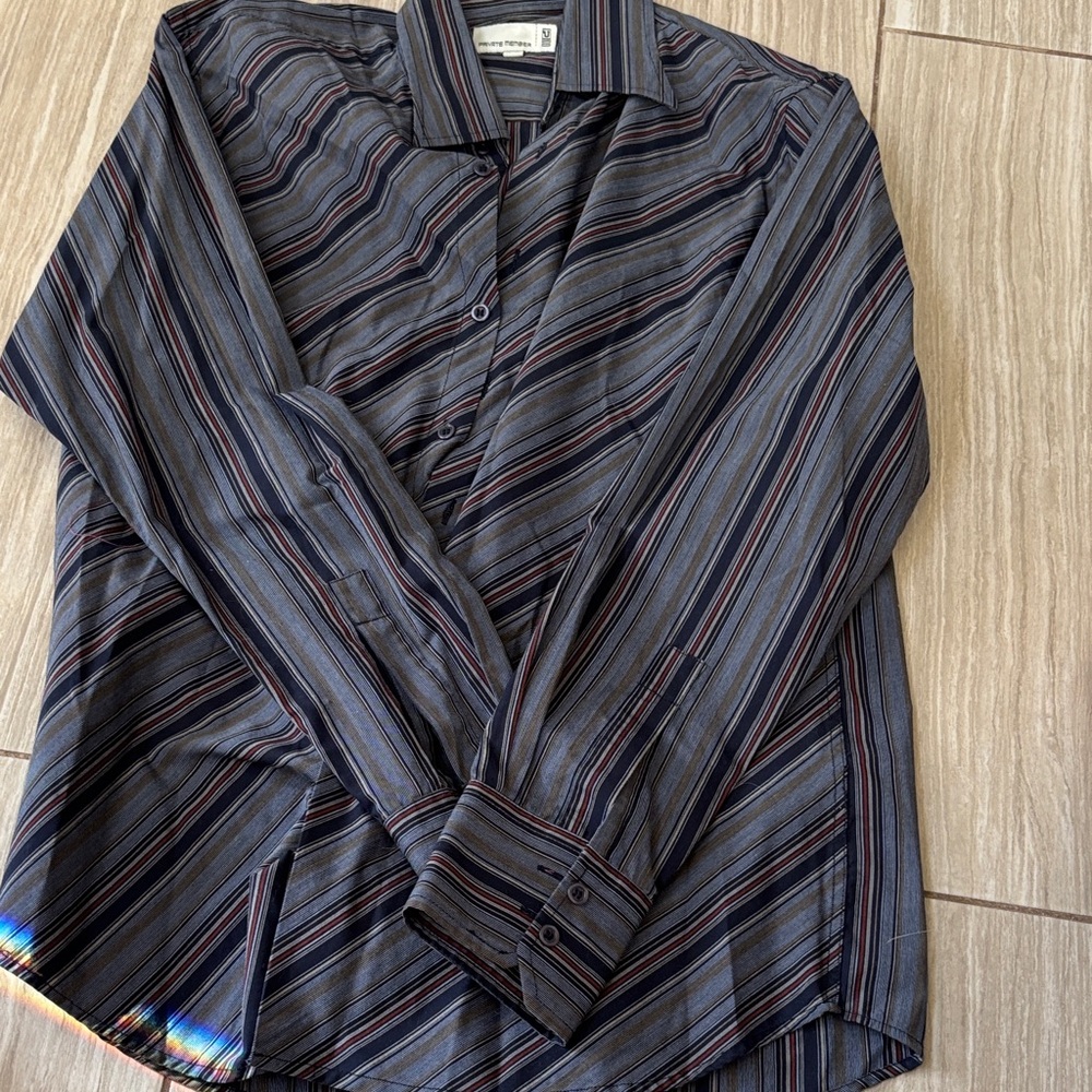 Elegant Men's Striped Button-Down Shirt